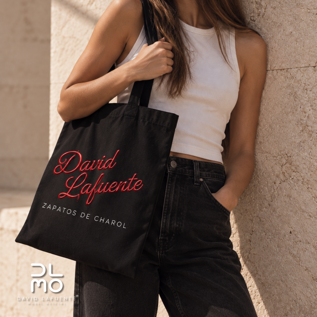 Bolsa de Viaje “Zapatos de charol” — David Lafuente